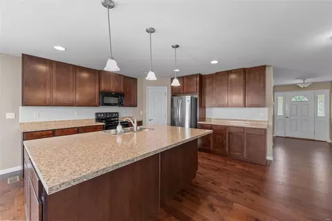 954 Promenade Ct, O'fallon, MO 63368 photo 7