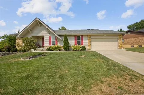 5933 Briarmist Pl, Saint Louis, MO 63128