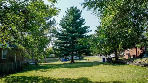 8007 Hicks, Richmond Heights, MO 63117