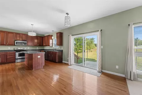 683 Springfield Dr, Wentzville, MO 63385 photo 10