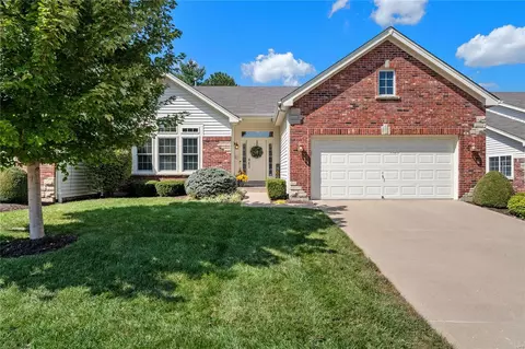761 Stone Meadow Dr, Chesterfield, MO 63005