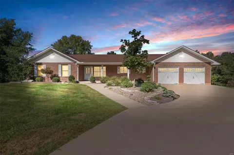 33 Mar Len Dr, Defiance, MO 63341
