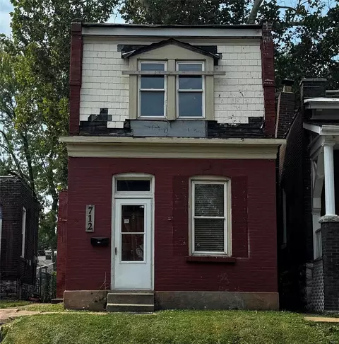 712 Holly Hills Ave, Saint Louis, MO 63111