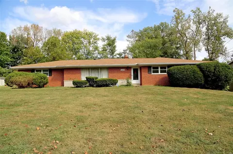 12250 Kimbrough Dr, Black Jack, MO 63033