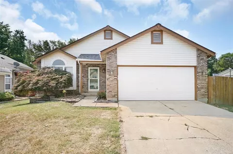 124 Hollow Creek Dr, Saint Peters, MO 63376