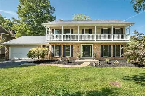 14325 Cypress Hill Dr, Chesterfield, MO 63017