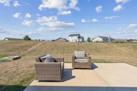 Exterior - 1011 Sweet River Dr, O'fallon, MO 63366 photo 3 of 6