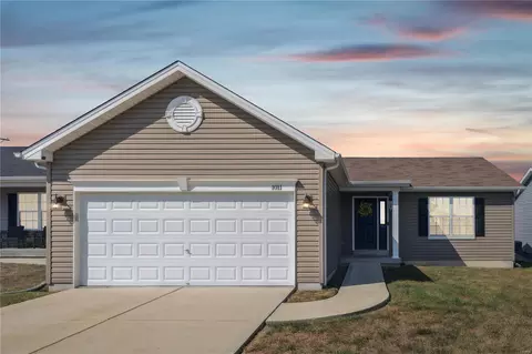 1011 Sweet River Dr, O'fallon, MO 63366