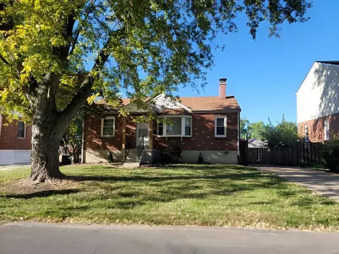 1340 Saint Francois St, Florissant, MO 63033