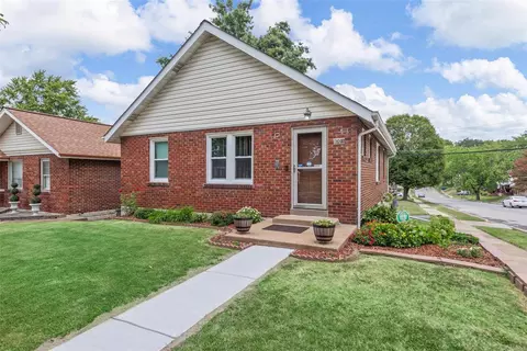 9001 Saint Louis Ave, Saint Louis, MO 63114