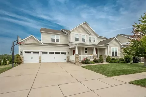 Exterior - 331 Oak Stand Path, Chesterfield, MO 63005 photo 2 of 8