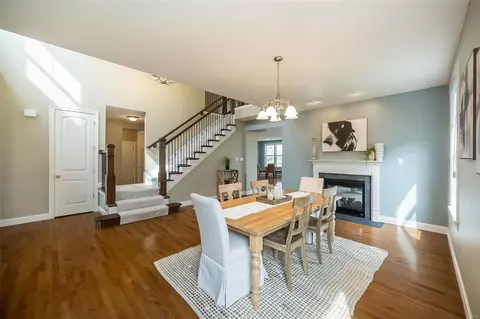 Dining - 331 Oak Stand Path, Chesterfield, MO 63005 photo 2 of 5