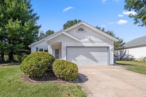 3 Mallard Pointe Dr, O'fallon, MO 63368