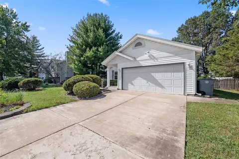 3 Mallard Pointe Dr, O'fallon, MO 63368 photo 3