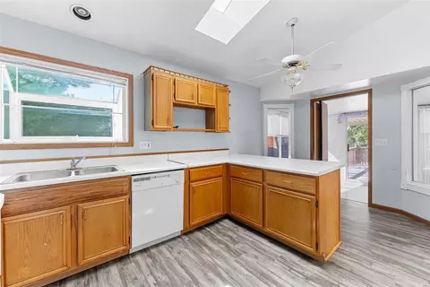 3 Mallard Pointe Dr, O'fallon, MO 63368 photo 8