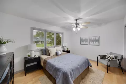 Bedroom - 429 Tamarack Dr, Ballwin, MO 63011 photo 3 of 5