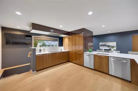 Kitchen - 429 Tamarack Dr, Ballwin, MO 63011 photo 3 of 7