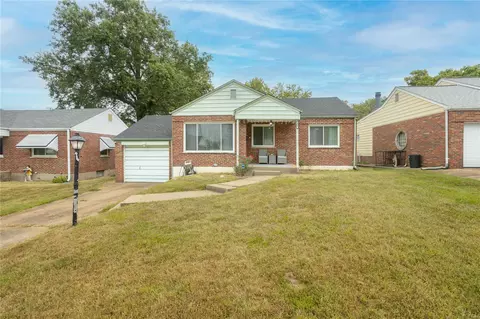 7922 New Hampshire Ave, Saint Louis, MO 63123