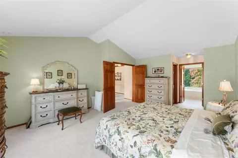 Bedroom - 2523 Barrett Springs Dr, Ballwin, MO 63021 photo 3 of 7