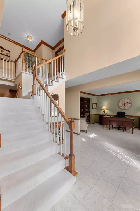 Entry Way - 2523 Barrett Springs Dr, Ballwin, MO 63021 photo 3 of 5