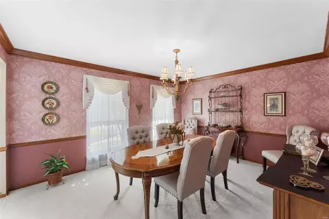 Dining - 2523 Barrett Springs Dr, Ballwin, MO 63021 photo 5 of 8