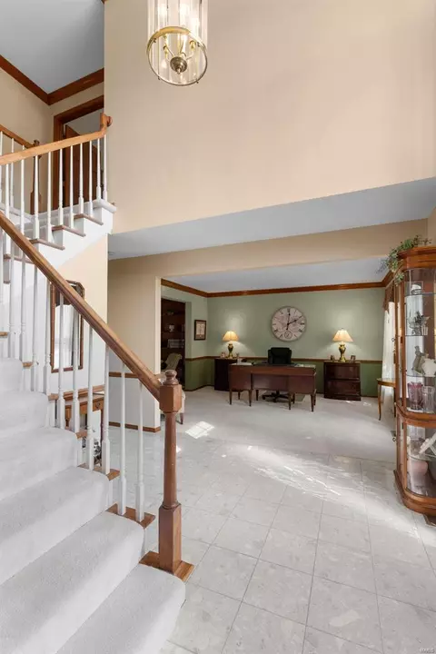 Entry Way - 2523 Barrett Springs Dr, Ballwin, MO 63021 photo 1 of 5