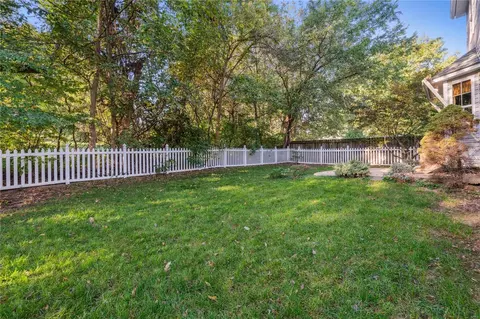 Exterior - 5324 Lode Ave, Affton, MO 63123 photo 3 of 4