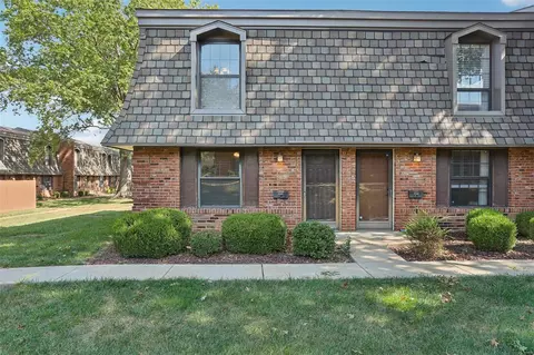 4245 Burnett Walk, Saint Louis, MO 63125