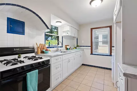 Kitchen - 9029 Patrick Dr, Saint Louis, MO 63114 photo 1 of 3