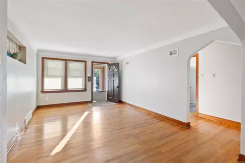 Living - 9029 Patrick Dr, Saint Louis, MO 63114 photo 2 of 2