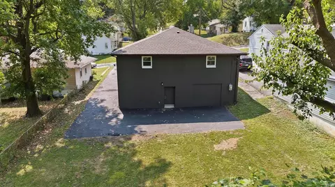 Exterior - 701 Robert Ave, Ferguson, MO 63135 photo 5 of 12