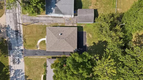 View/Area - 701 Robert Ave, Ferguson, MO 63135 photo 2 of 3