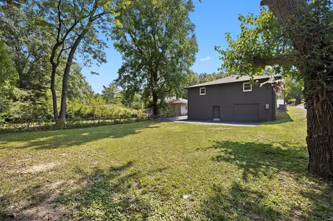 Exterior - 701 Robert Ave, Ferguson, MO 63135 photo 10 of 12