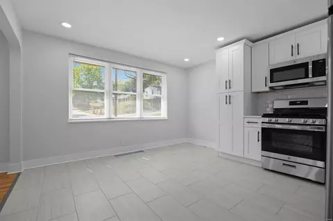 Entry Way - 701 Robert Ave, Ferguson, MO 63135 photo 1 of 1
