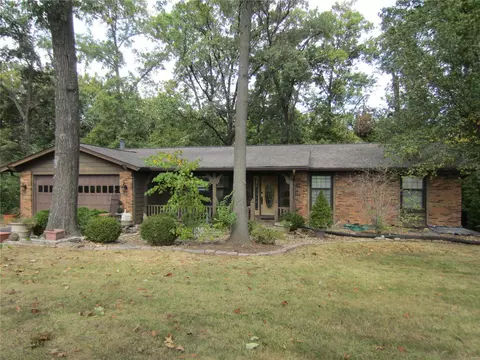 Exterior - 951 Feise Rd, O'fallon, MO 63368 photo 3 of 23