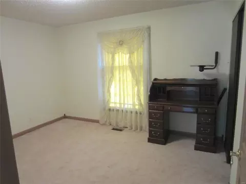 Bedroom - 951 Feise Rd, O'fallon, MO 63368 photo 3 of 3