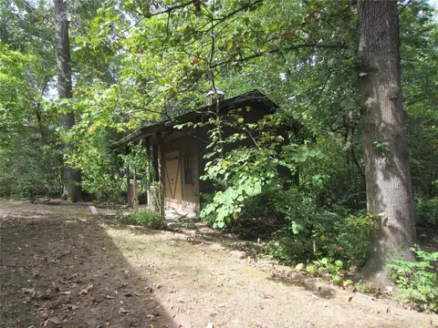 Exterior - 951 Feise Rd, O'fallon, MO 63368 photo 10 of 23