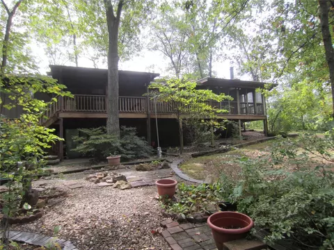 Exterior - 951 Feise Rd, O'fallon, MO 63368 photo 9 of 23