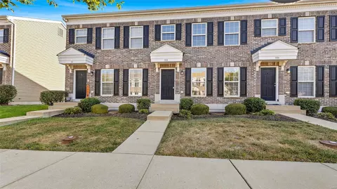 333 Shady Rock Ln, O'fallon, MO 63368
