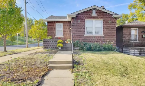 3700 Taft Ave, Saint Louis, MO 63116