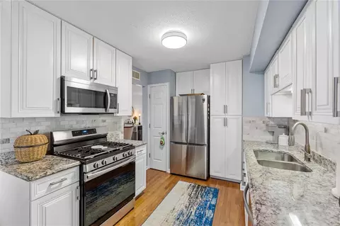 621 Painted Vista Dr, Ballwin, MO 63021 photo 8