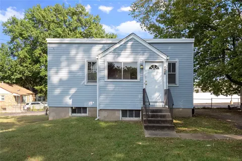 2408 Gass Ave, Saint Louis, MO 63114