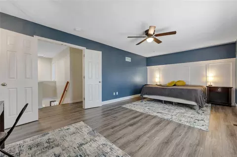 Bedroom - 1075 Johanna Dr, Ballwin, MO 63021 photo 2 of 9
