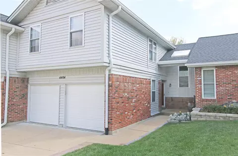 4404 Stone Wood Ct, Saint Louis, MO 63128