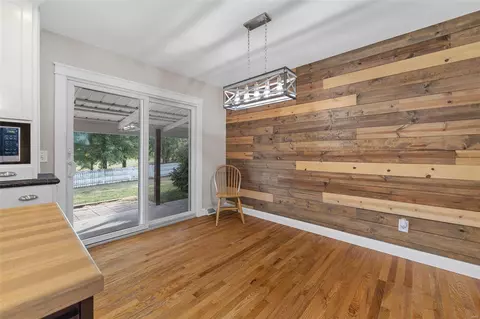 Dining - 1260 Mueller Rd, O'fallon, MO 63366 photo 1 of 1
