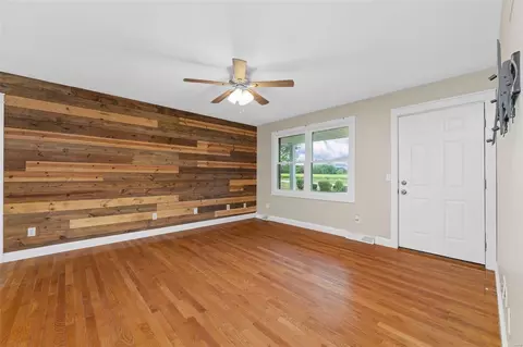Living - 1260 Mueller Rd, O'fallon, MO 63366 photo 1 of 2