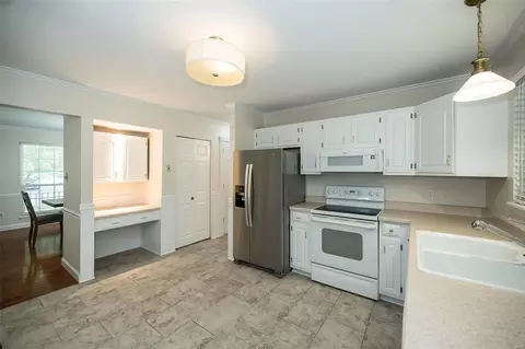 Kitchen - 750 Redstart Dr, Ellisville, MO 63021 photo 3 of 3