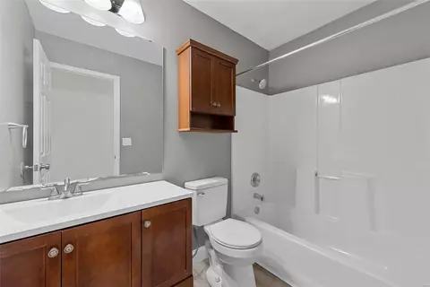 Bath - 67 Jacqueline Cir, O'fallon, MO 63368 photo 2 of 3