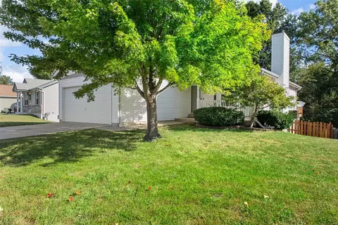67 Jacqueline Cir, O'fallon, MO 63368