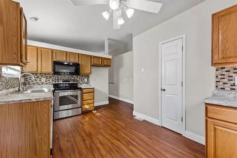 Kitchen - 67 Jacqueline Cir, O'fallon, MO 63368 photo 1 of 2
